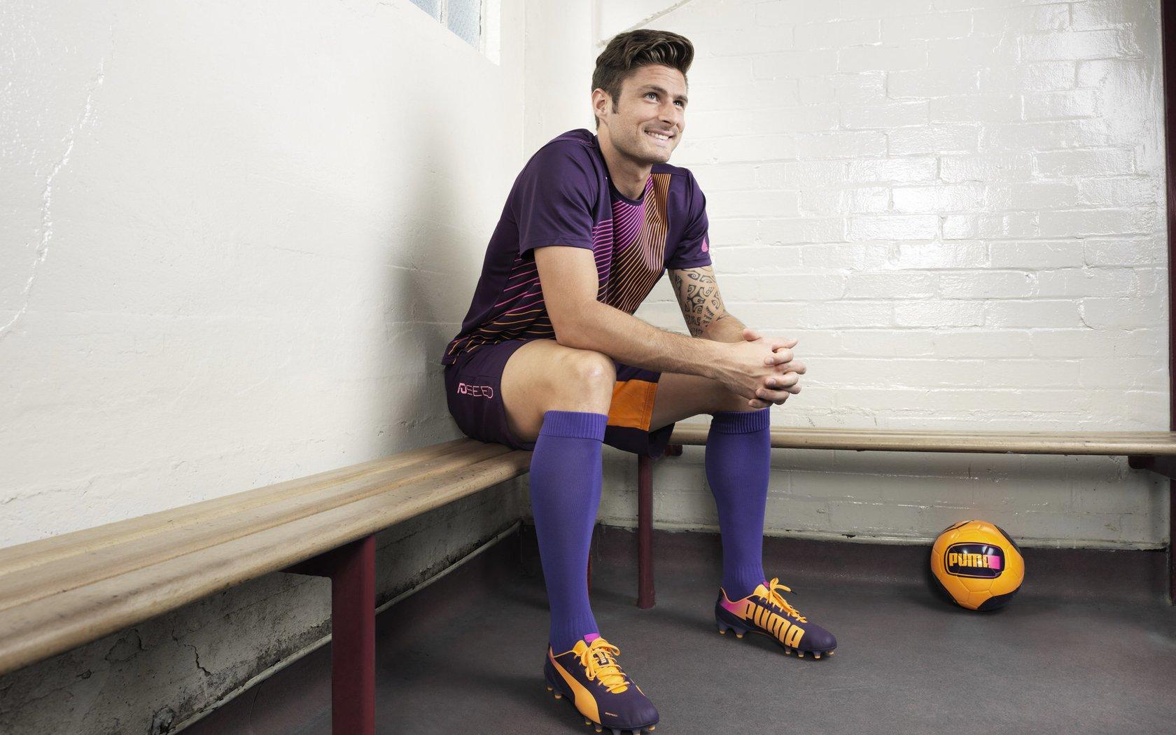 威少近四战全面复苏！场均准三双+高效投射，昔日MVP重拾赛场统治力